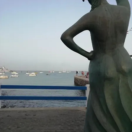 Seven Roses * קורלחו